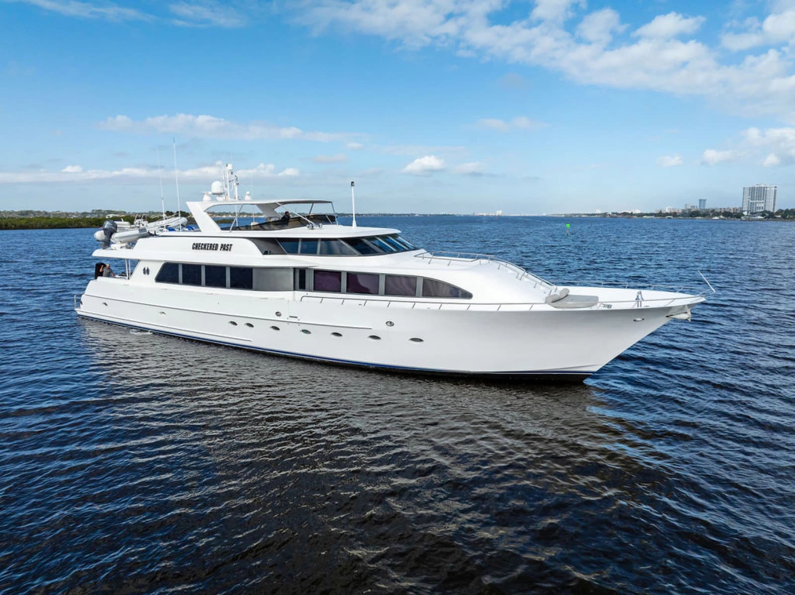 1999 Westport 112