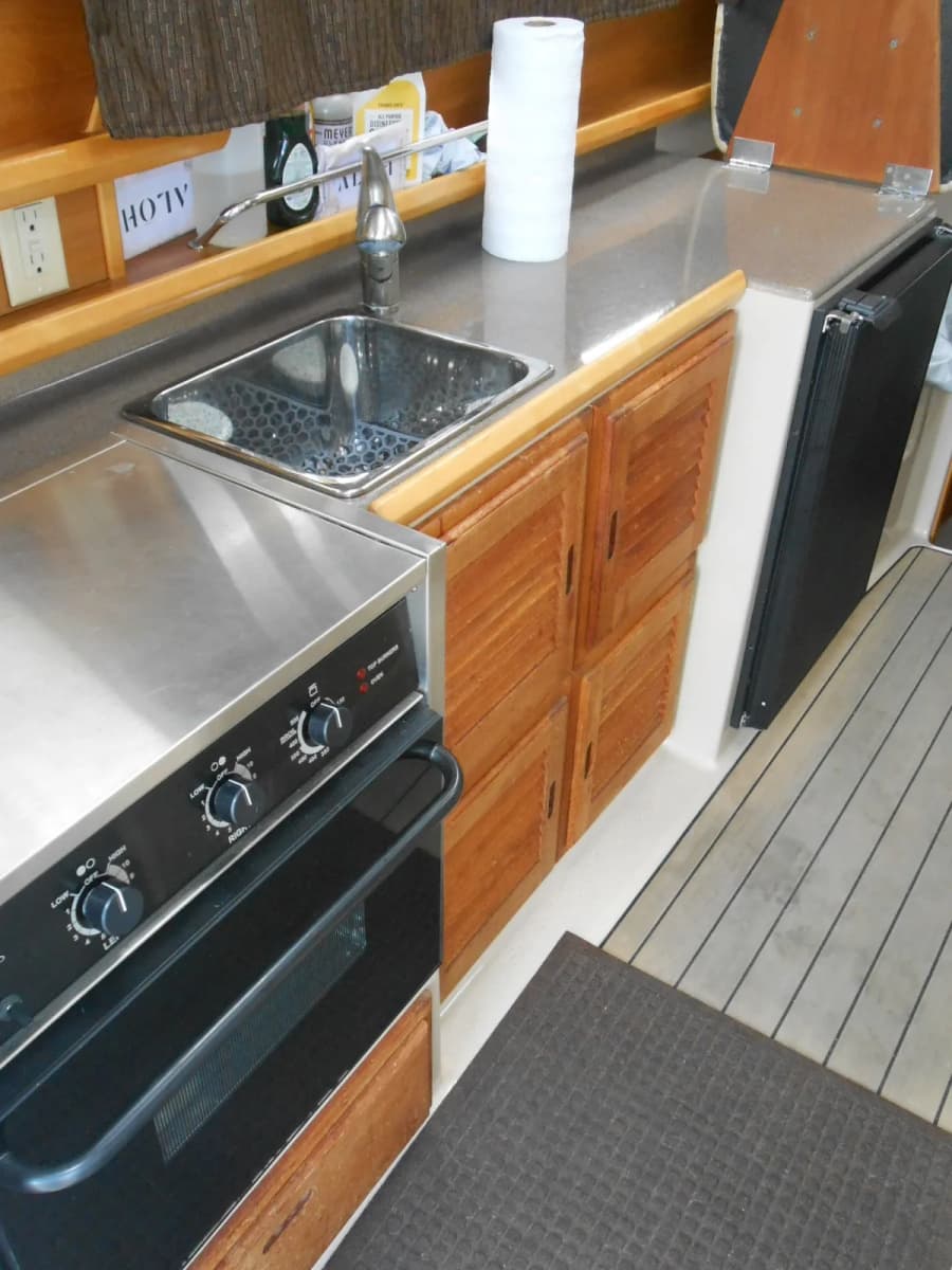 2013 Cutwater C-28