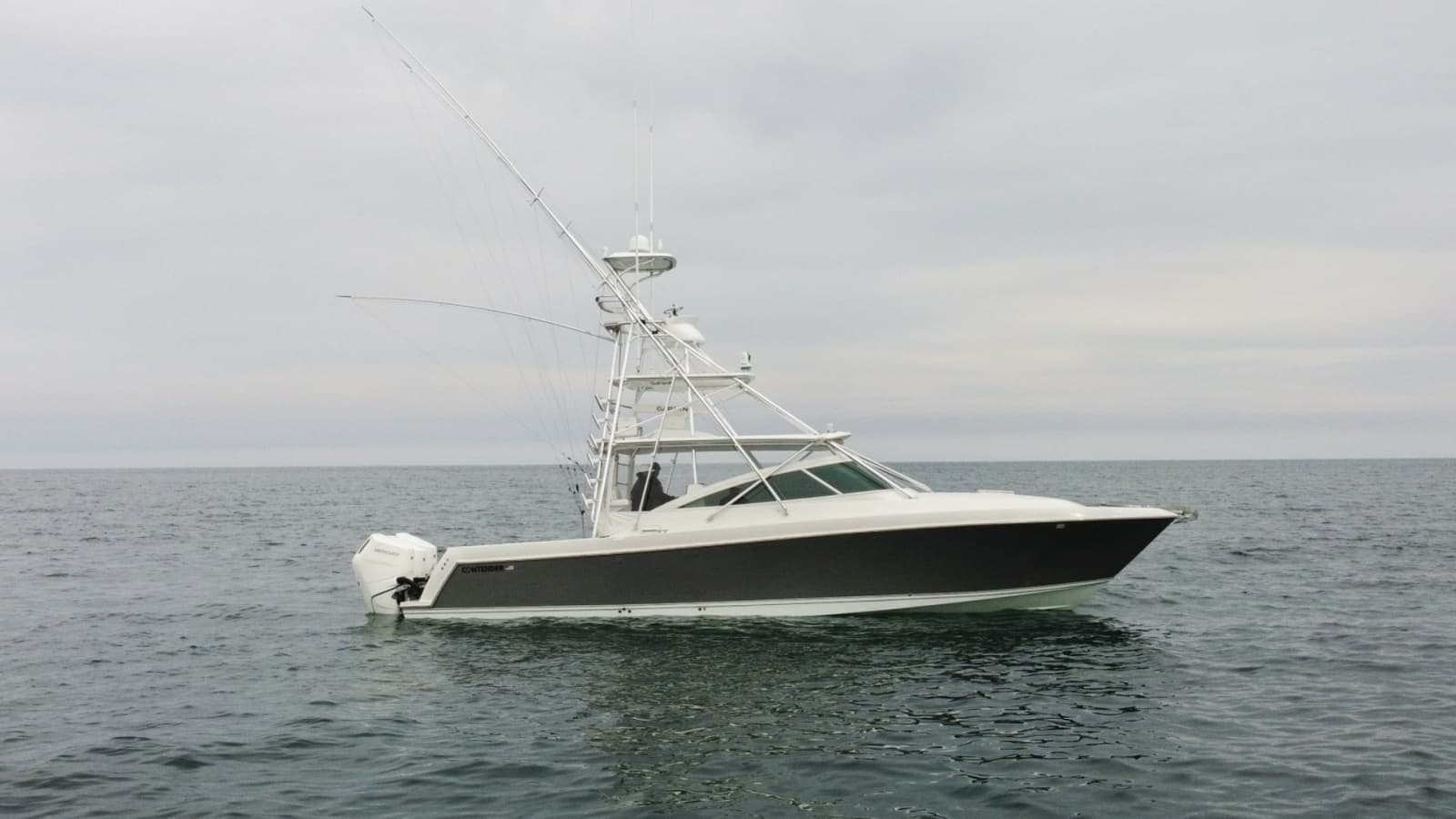 2011 Contender 40 Express