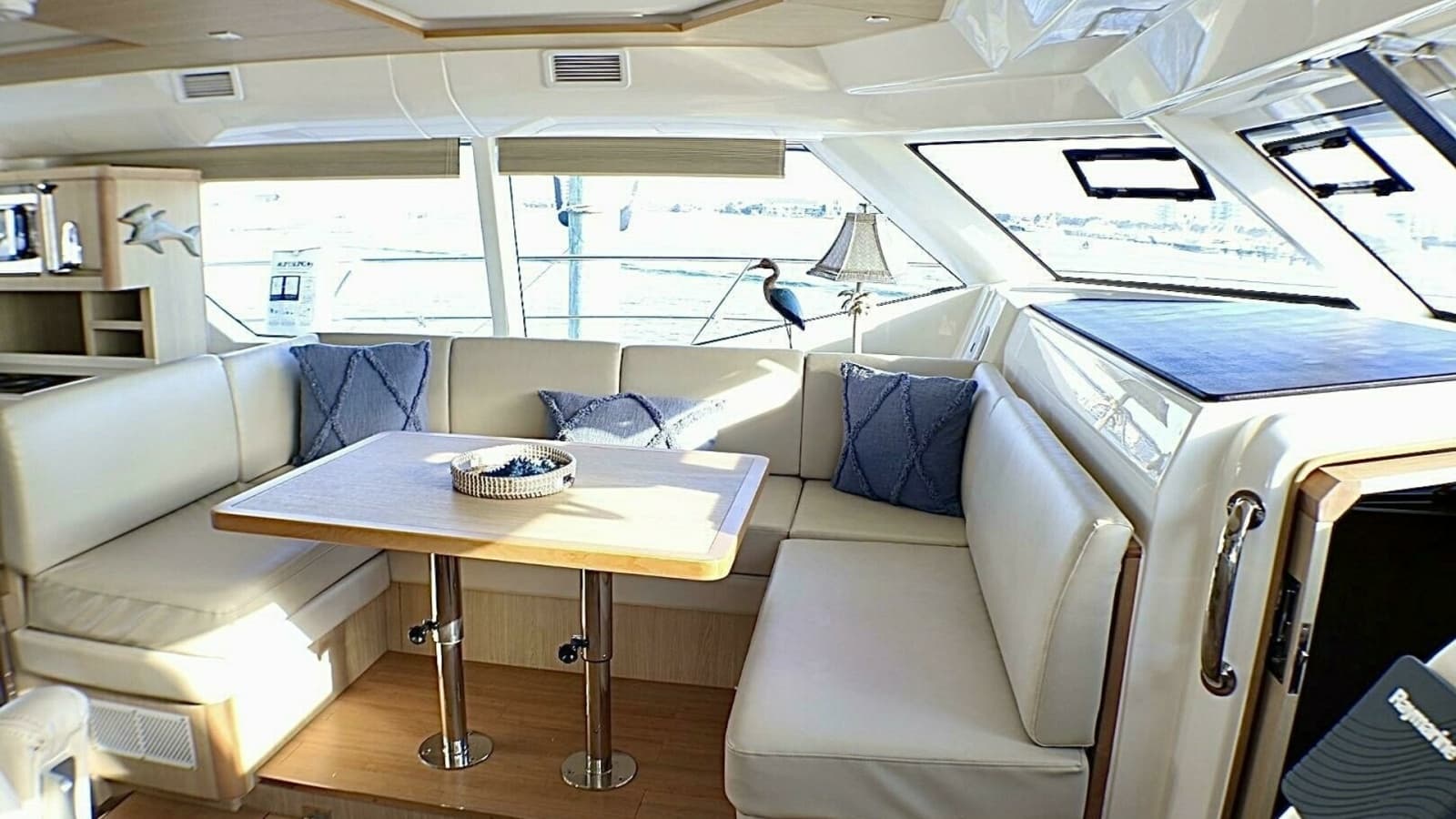 2018 Aquila 44 Catamaran- Dinette