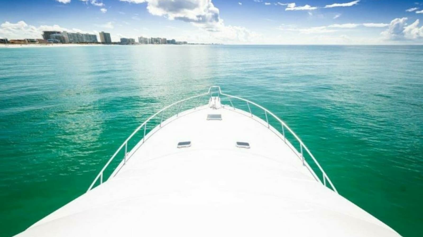 1998 Ocean Yachts 48 Super Sport Bow