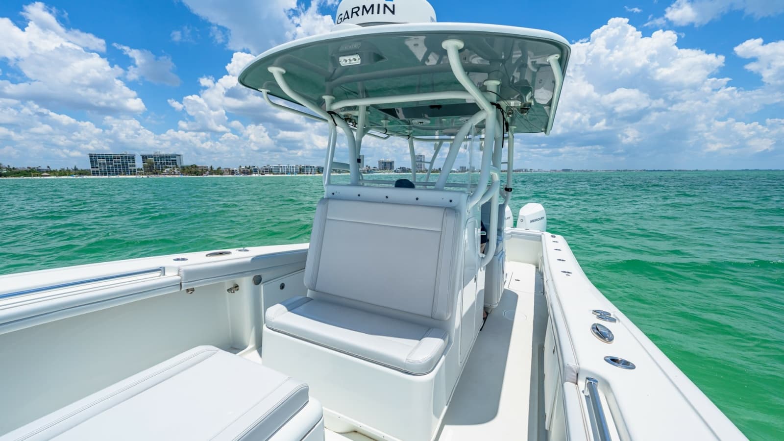 Center Console and Helm Seating