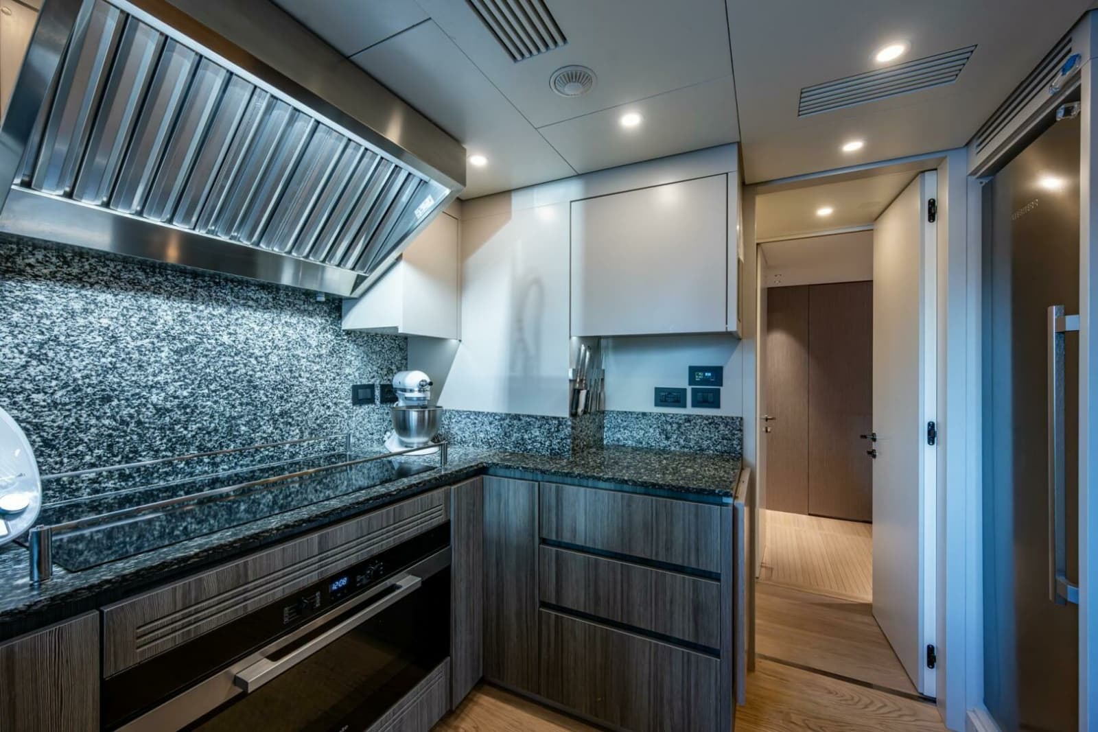 2023 Benetti 34M OASIS