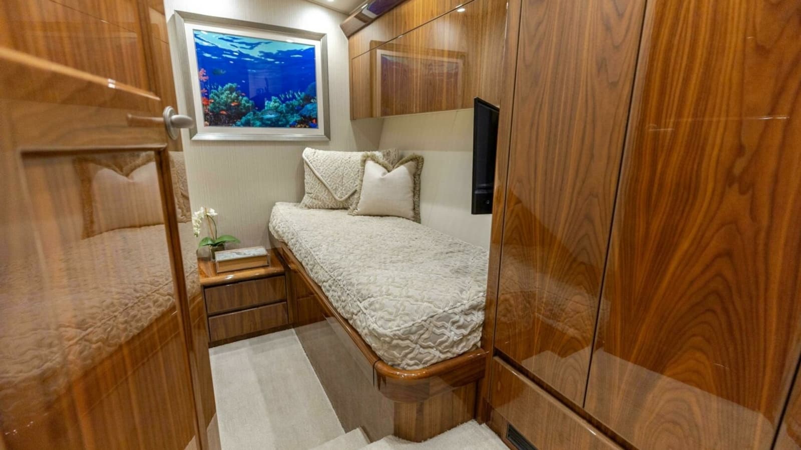 2018 Viking 62 Convertible- Da'Grits-Guest Stateroom