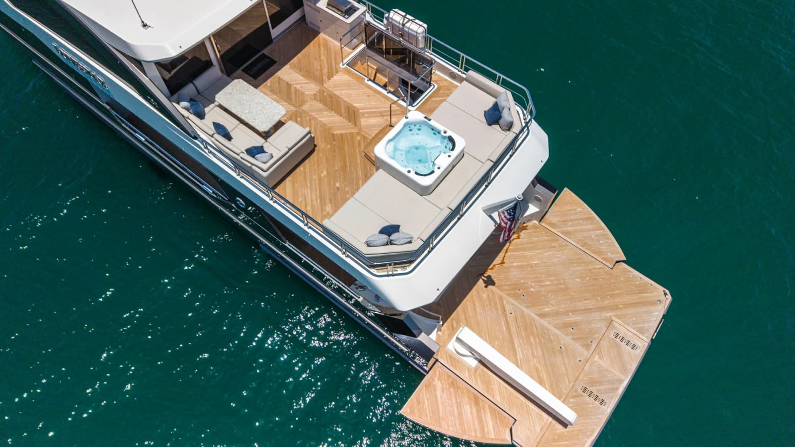 2024 Ocean Alexander 28E "LONE STAR"