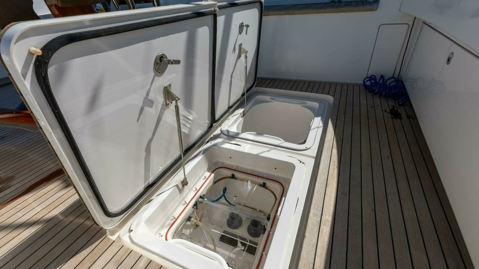 2013 Viking 76 Convertible- REEL FIRE- Cockpit Storage
