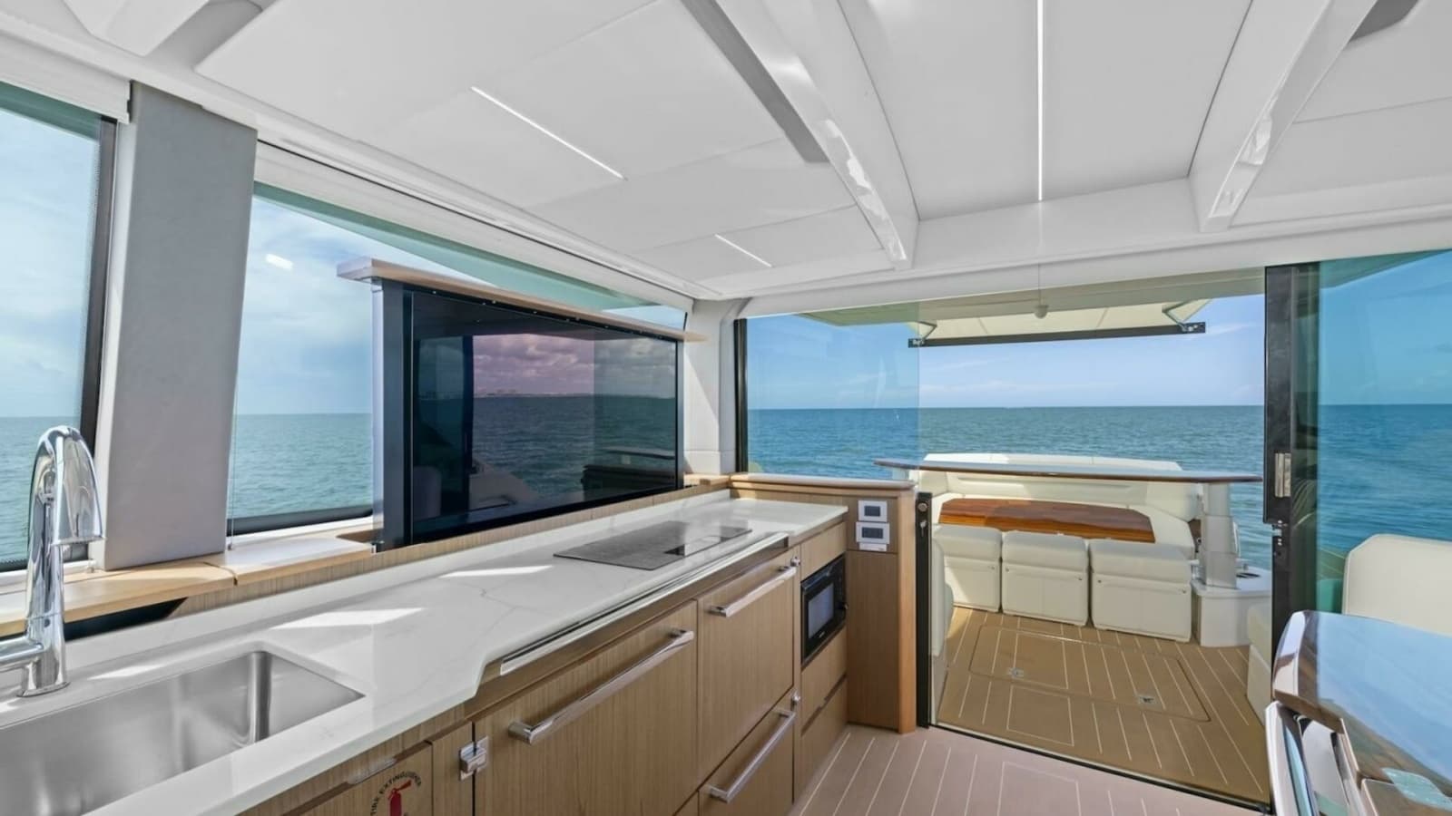 2023 Tiara Yachts EX 60