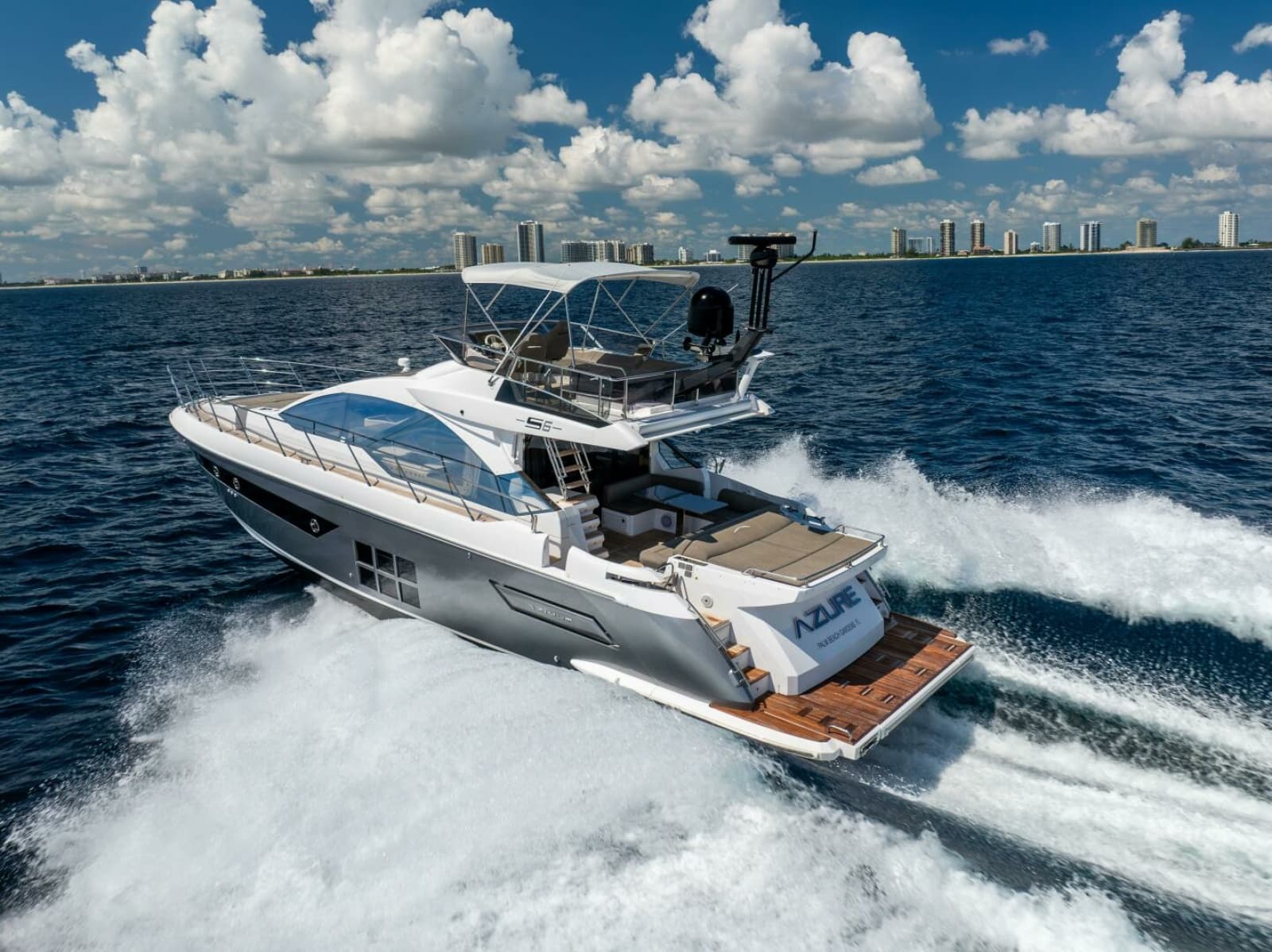 Azimut 60 - Azure - Running Profile