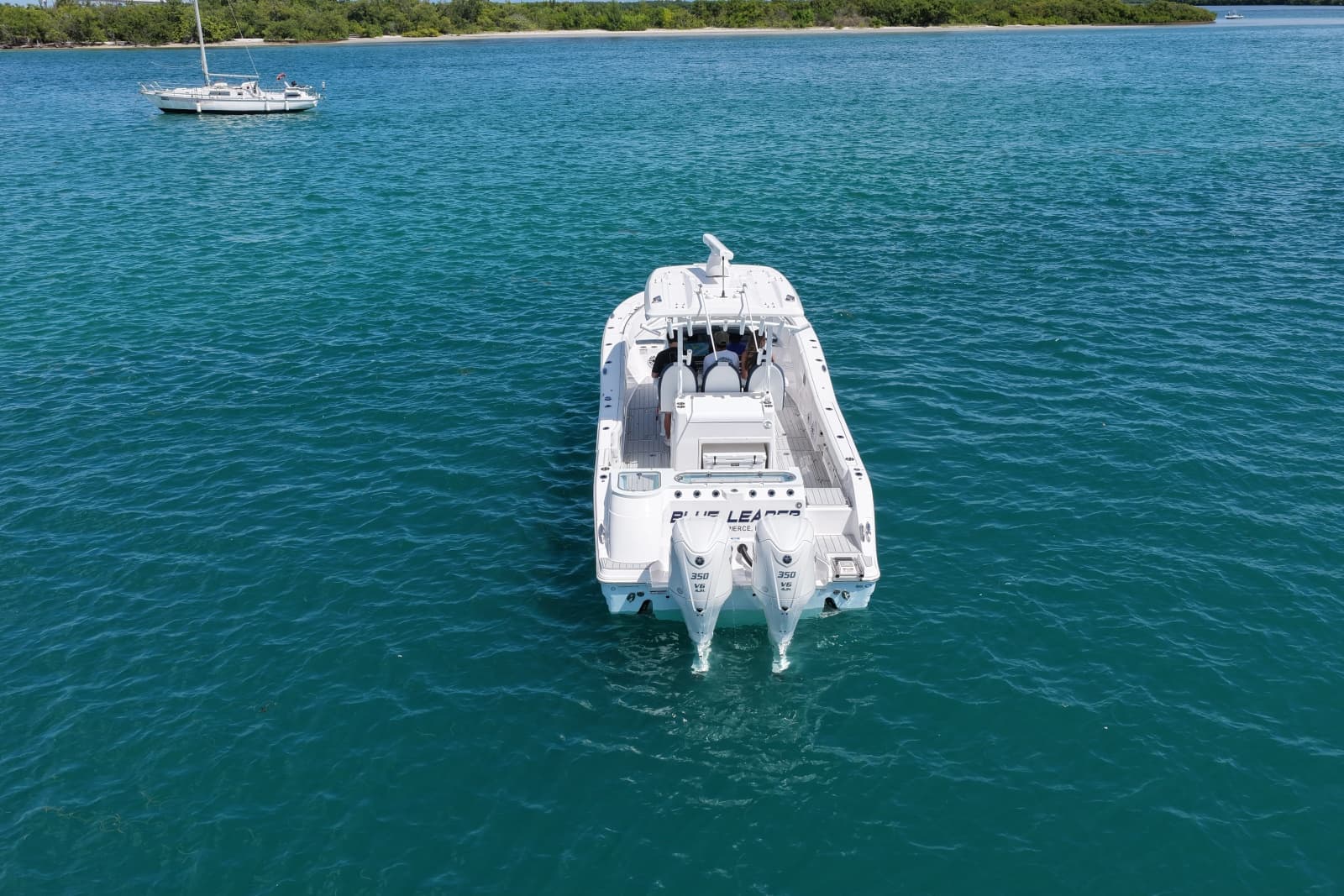 2025 Sea Fox 328 Commander