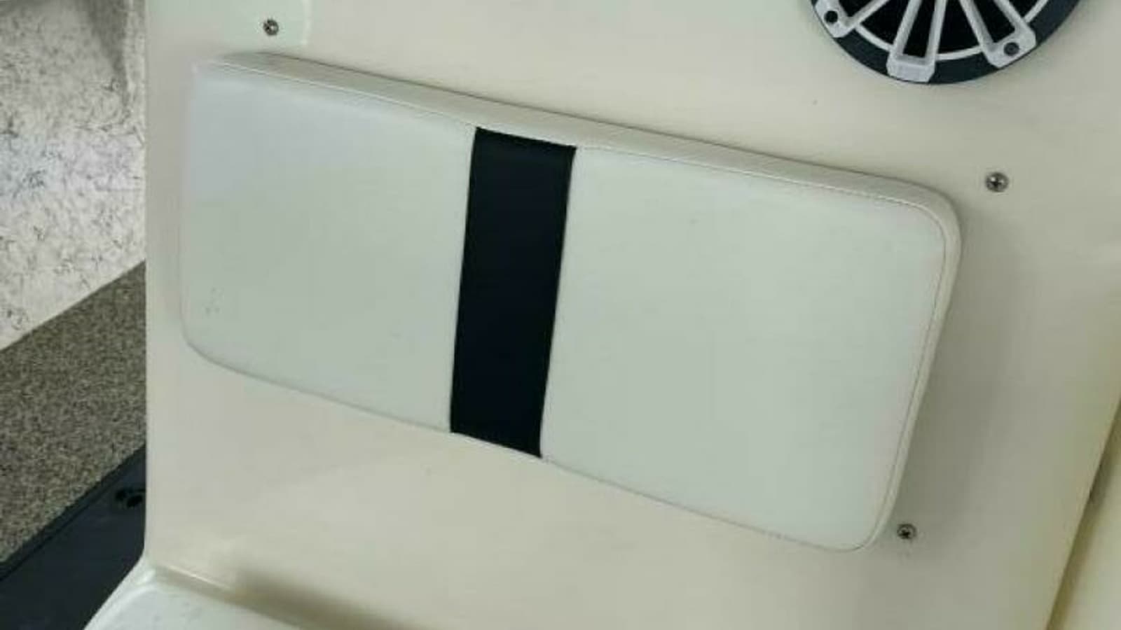1997 Custom 31 Center Console Pullin Drag