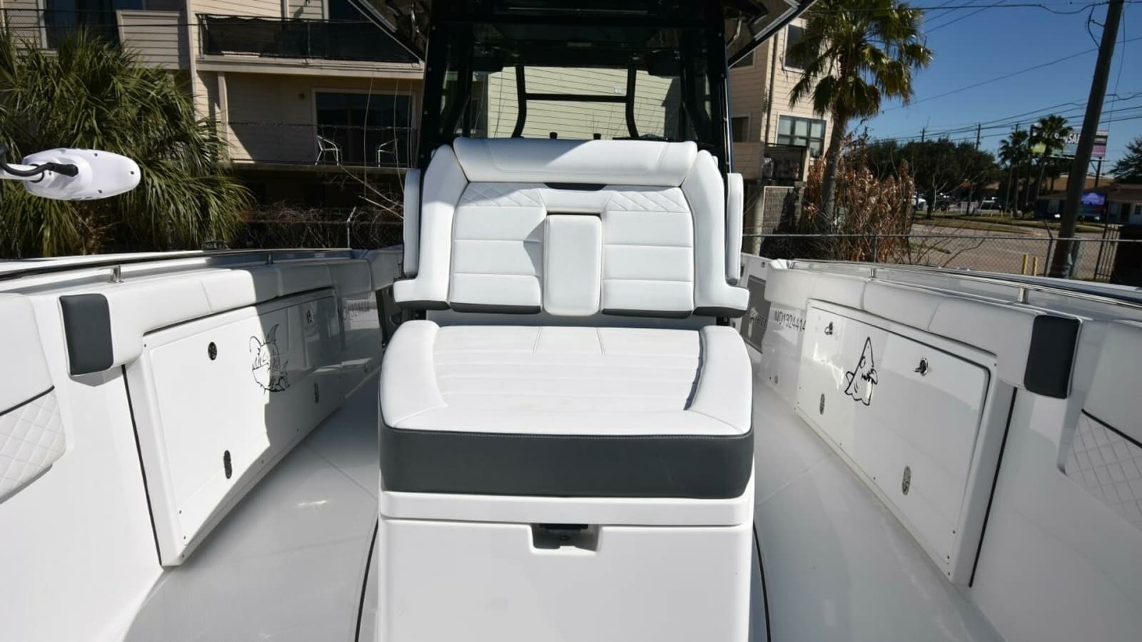 2021 Blackfin 332