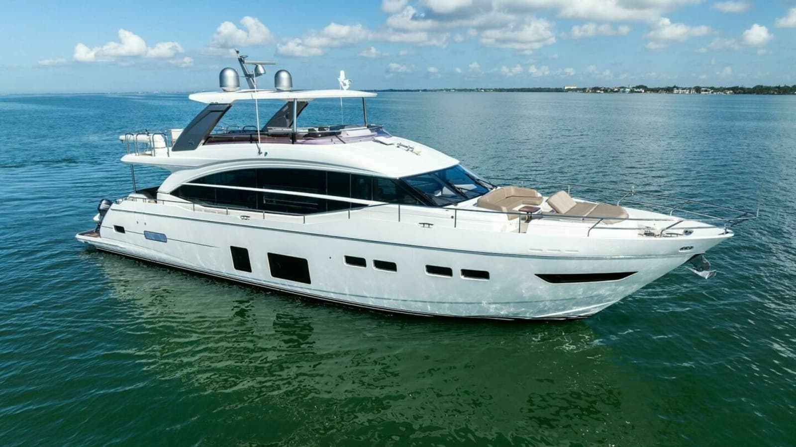 2018 Princess Y75 Motor Yacht