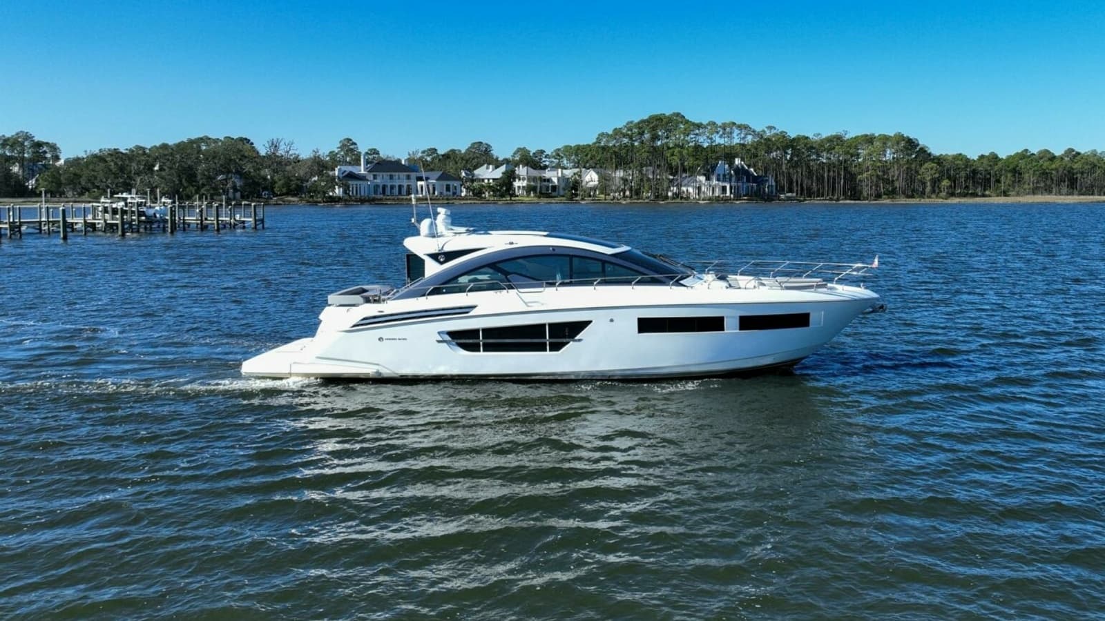 2020 Cruisers Yachts- HARPER BELL-