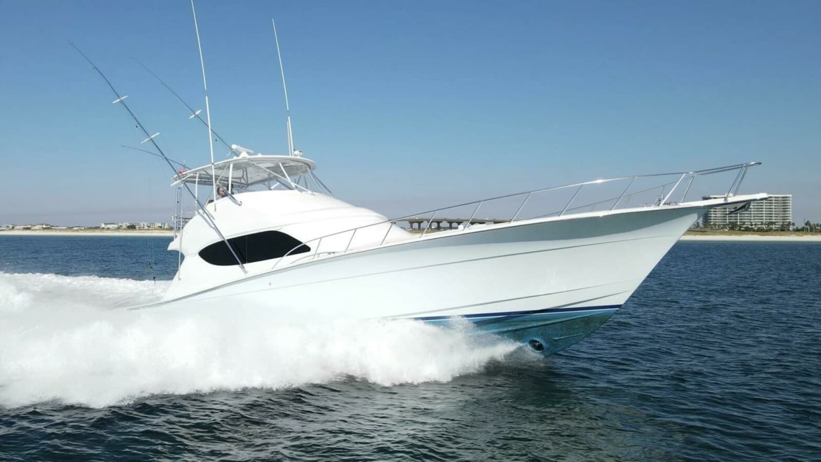 2008 60 Hatteras Blacksmith Exterior (4)