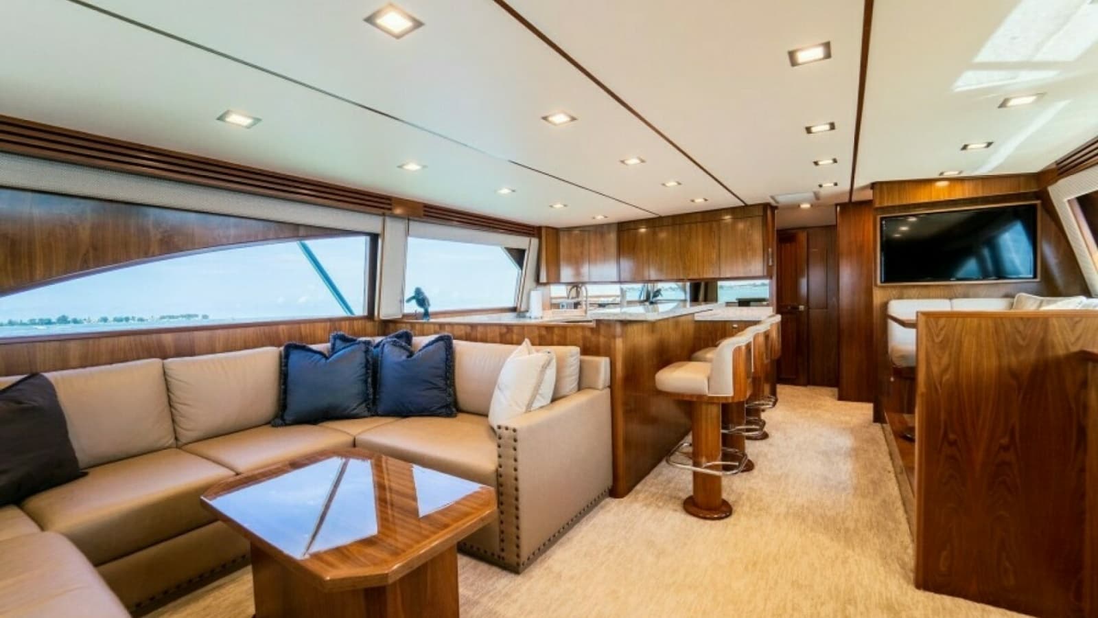 2018 Viking 72 Convertible - Wrapped Up