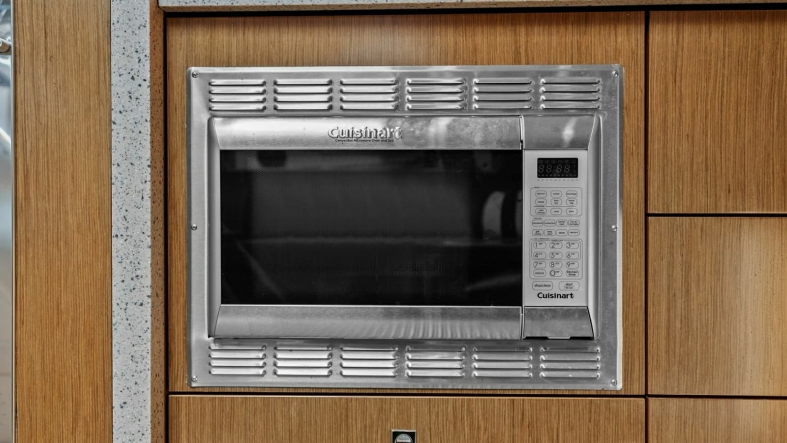 2014 Cruisers Yachts 48 Cantius