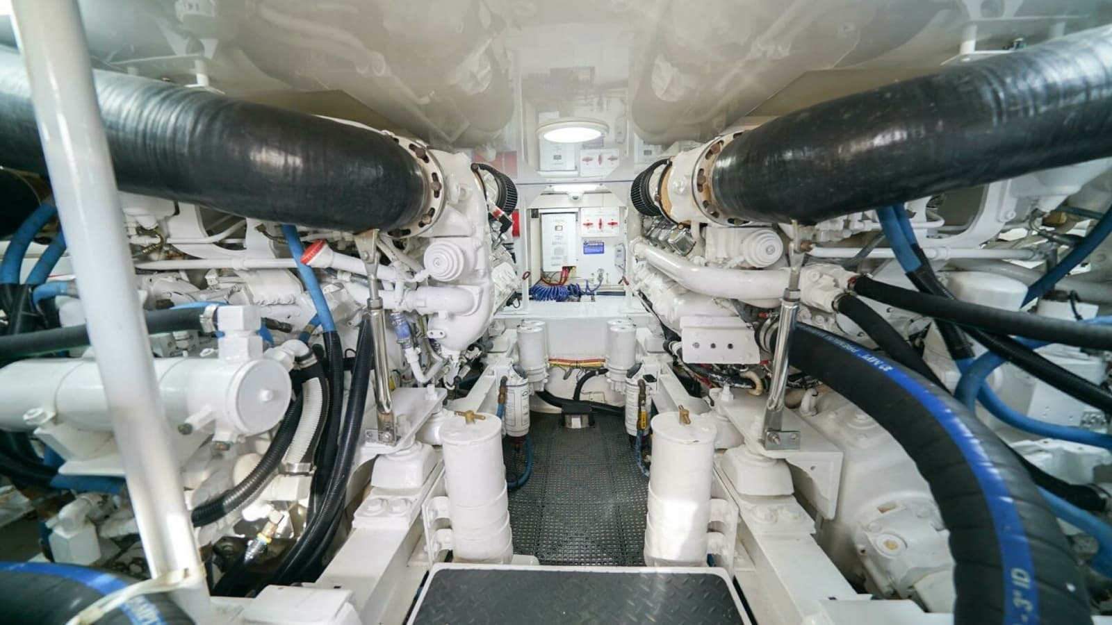 2007 Viking 45 Convertible Bad Habits