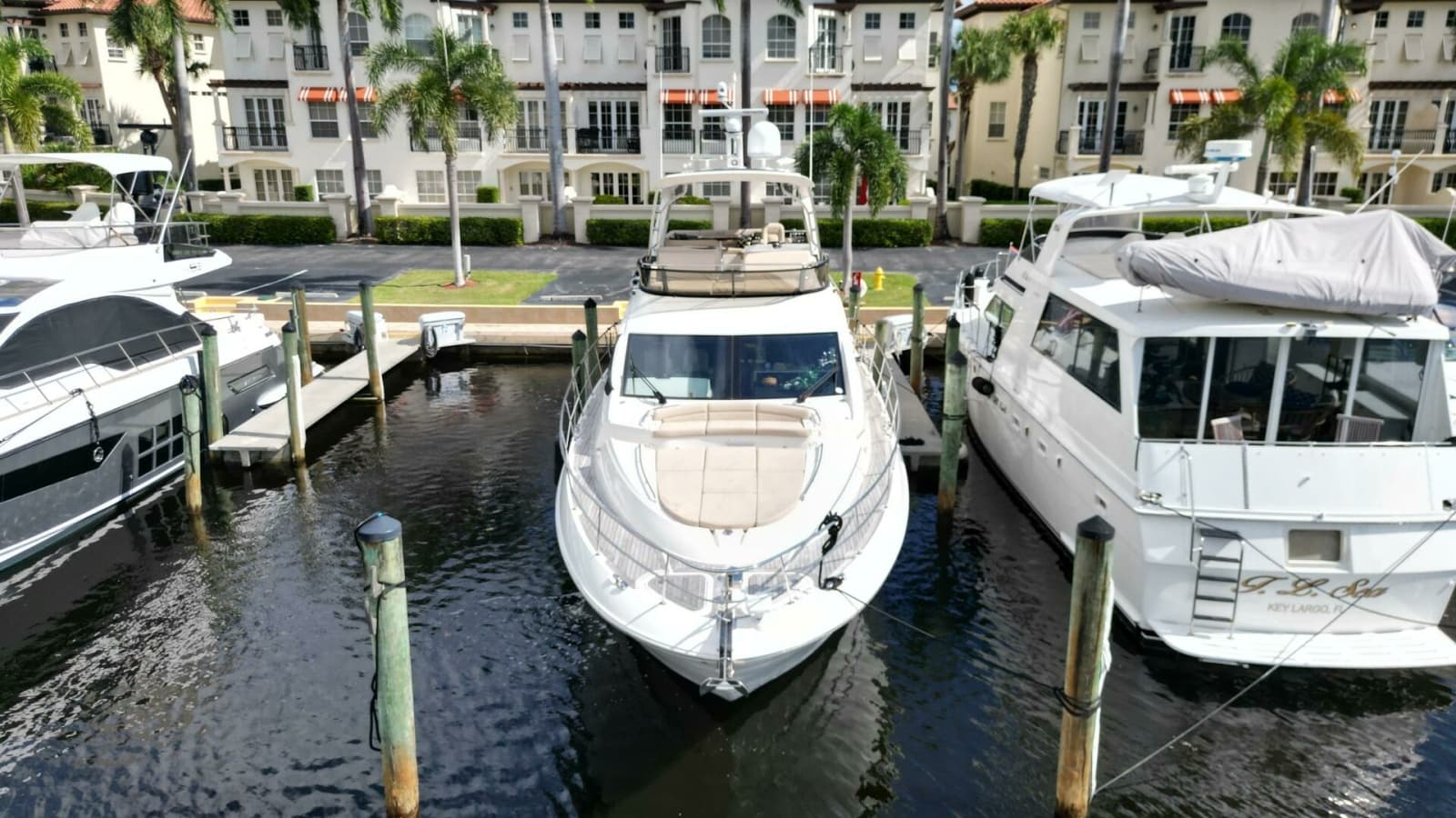 2016 Sea Ray L590 Fly