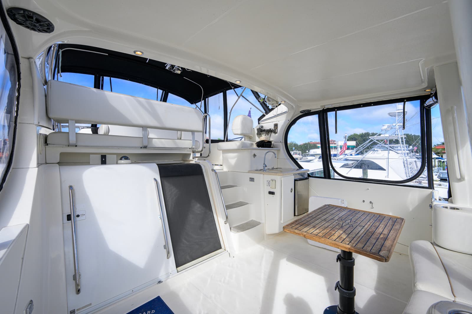 2005 Silverton 39 Motor Yacht