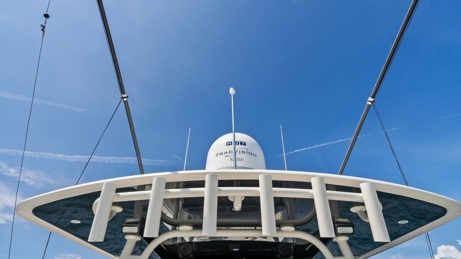 2020 Jupiter 43 SF MENACE Hard Top/Rod Holders