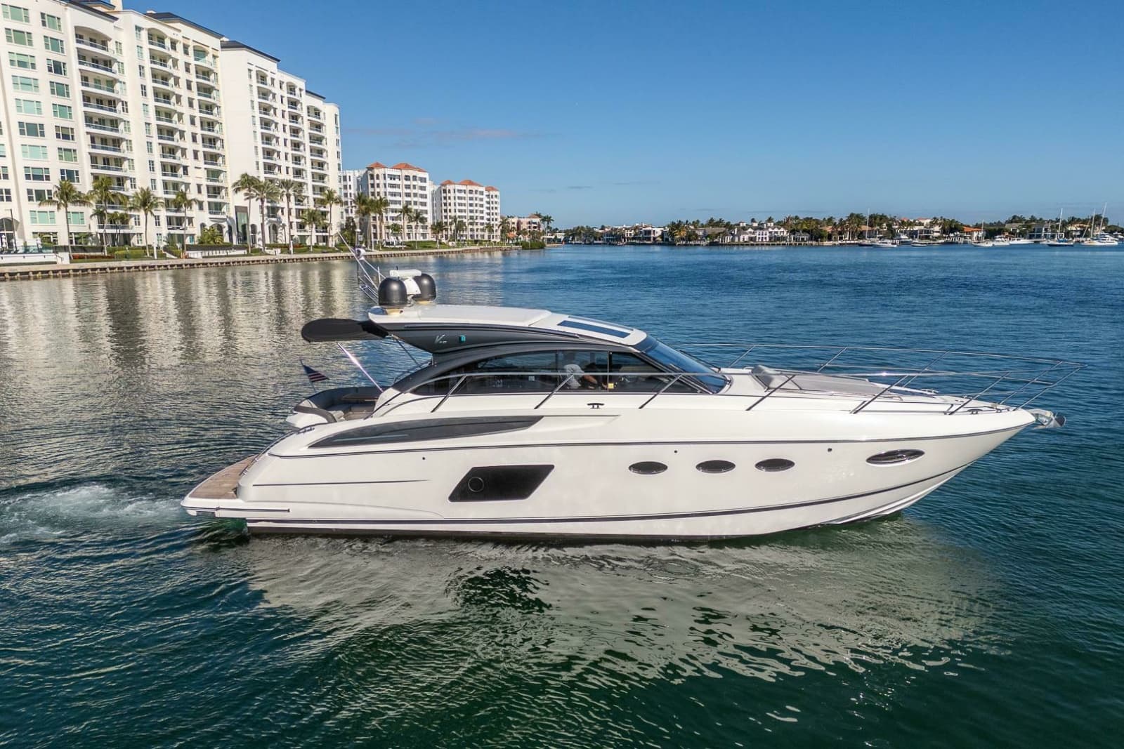 2016 Princess V48