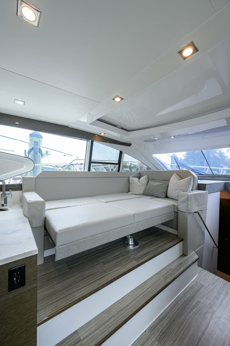 2020 Cruisers 46 Cantius