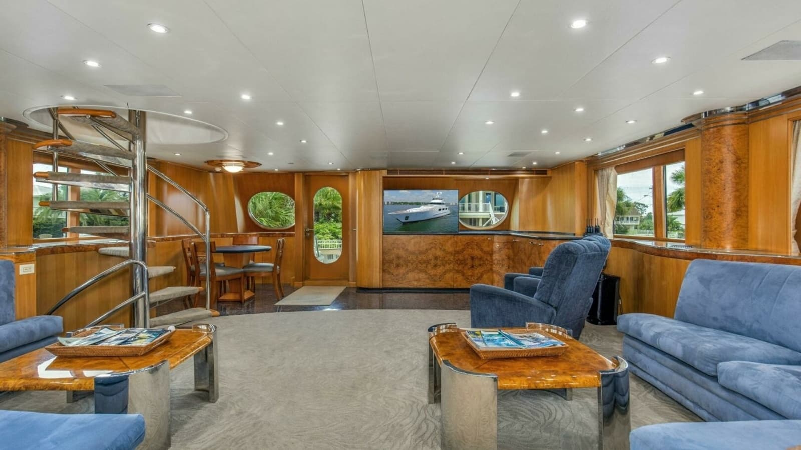 1989 116' Feadship - Boss - Salon