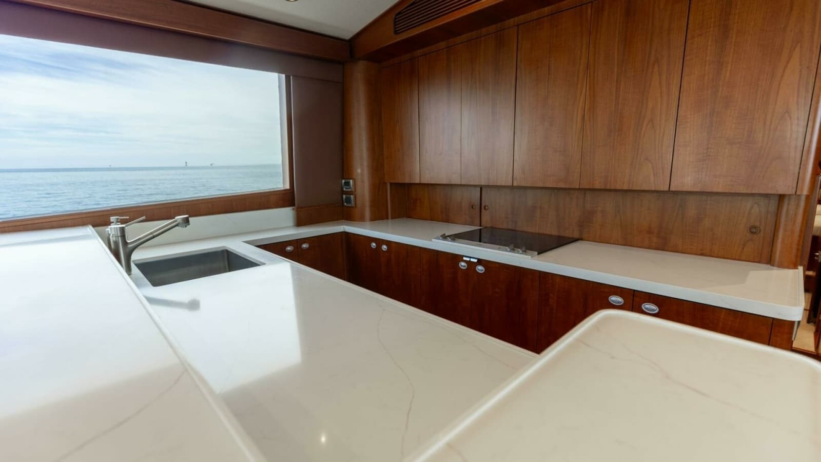 2006 Jim Smith 68 Convertible- Galley