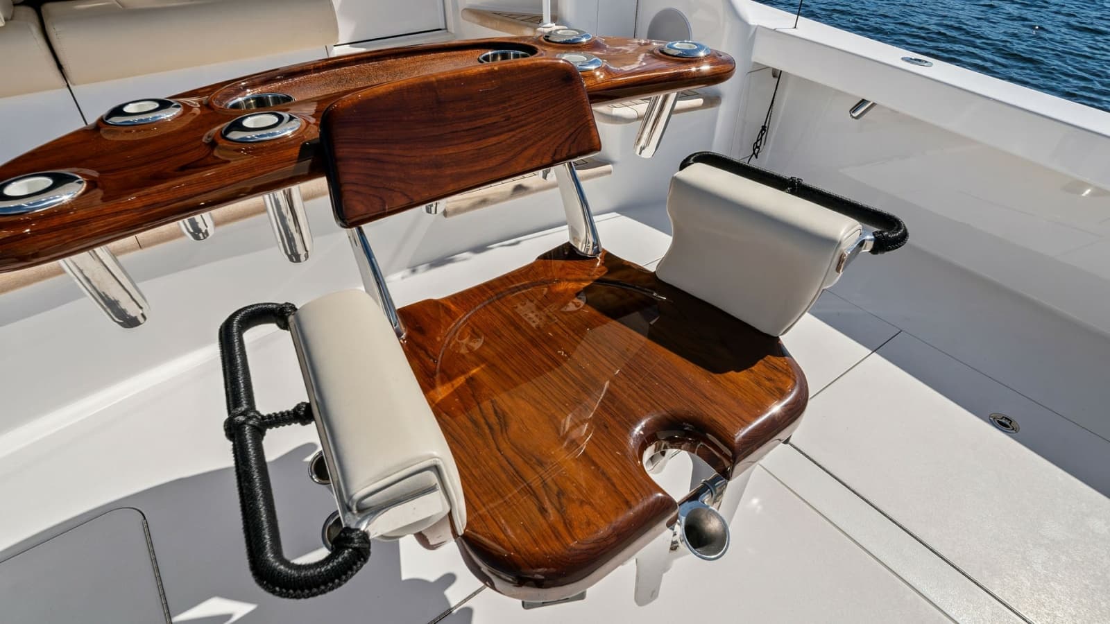 Tuna Tower Helm Seating