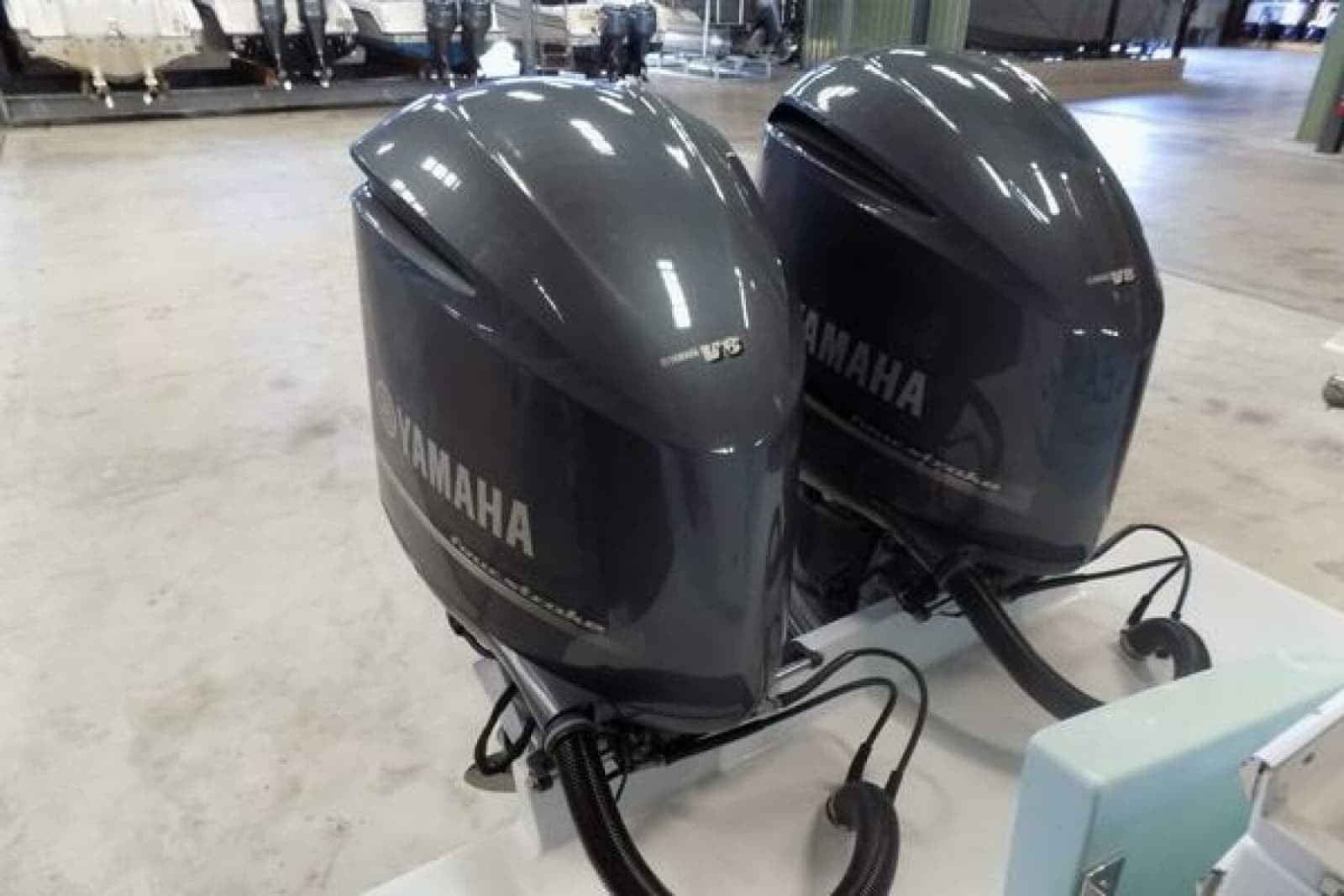 Regulator 34 - WIN PER DAY - Twin Yamaha Engine
