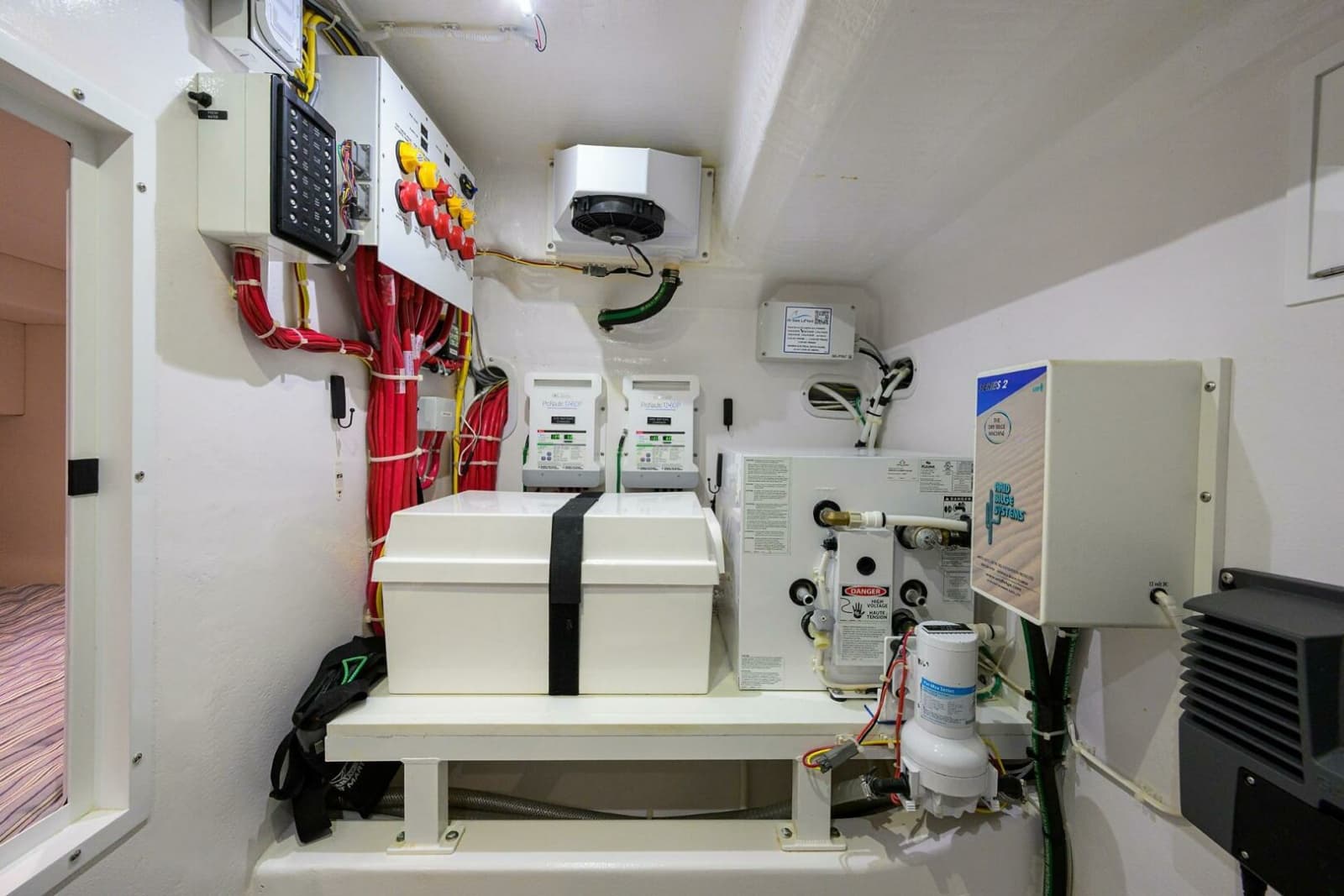 Valhalla 55 - LITTLE KEMOSABE - Mechanical Room