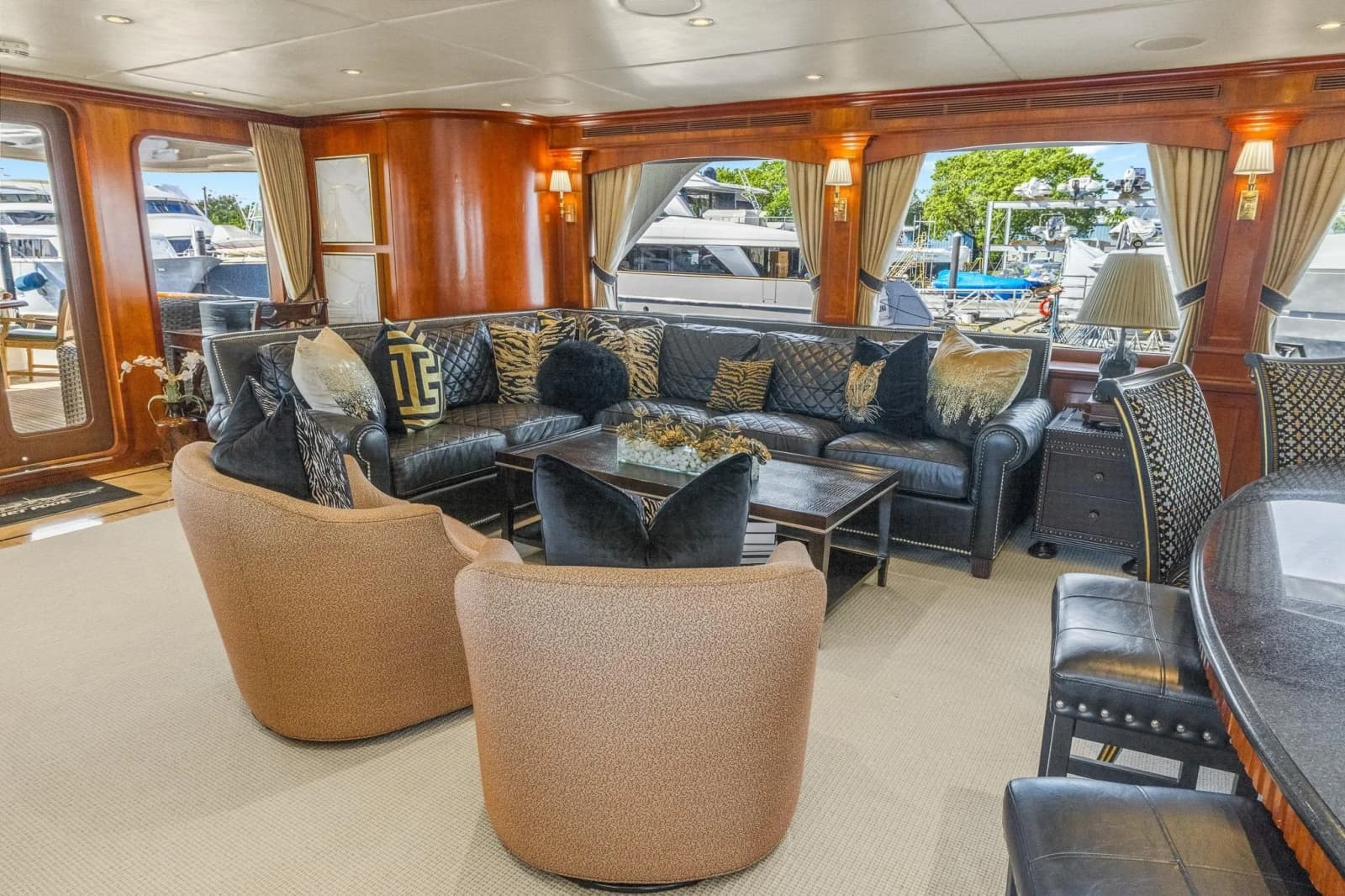 1999 Trinity Yachts Raised Pilothouse