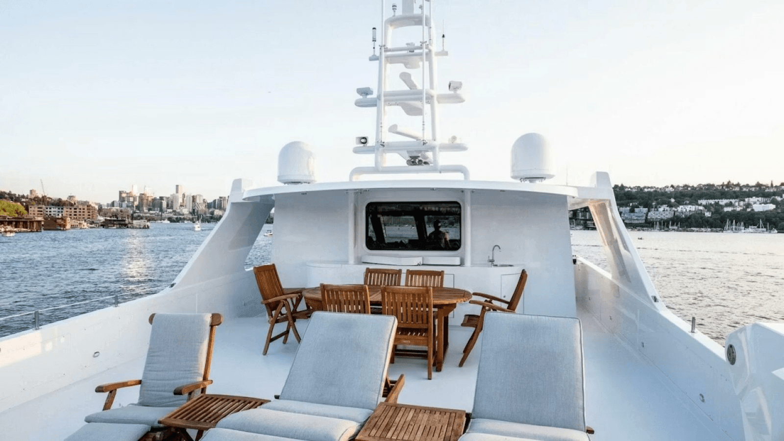 1993 Queenship Explorer
