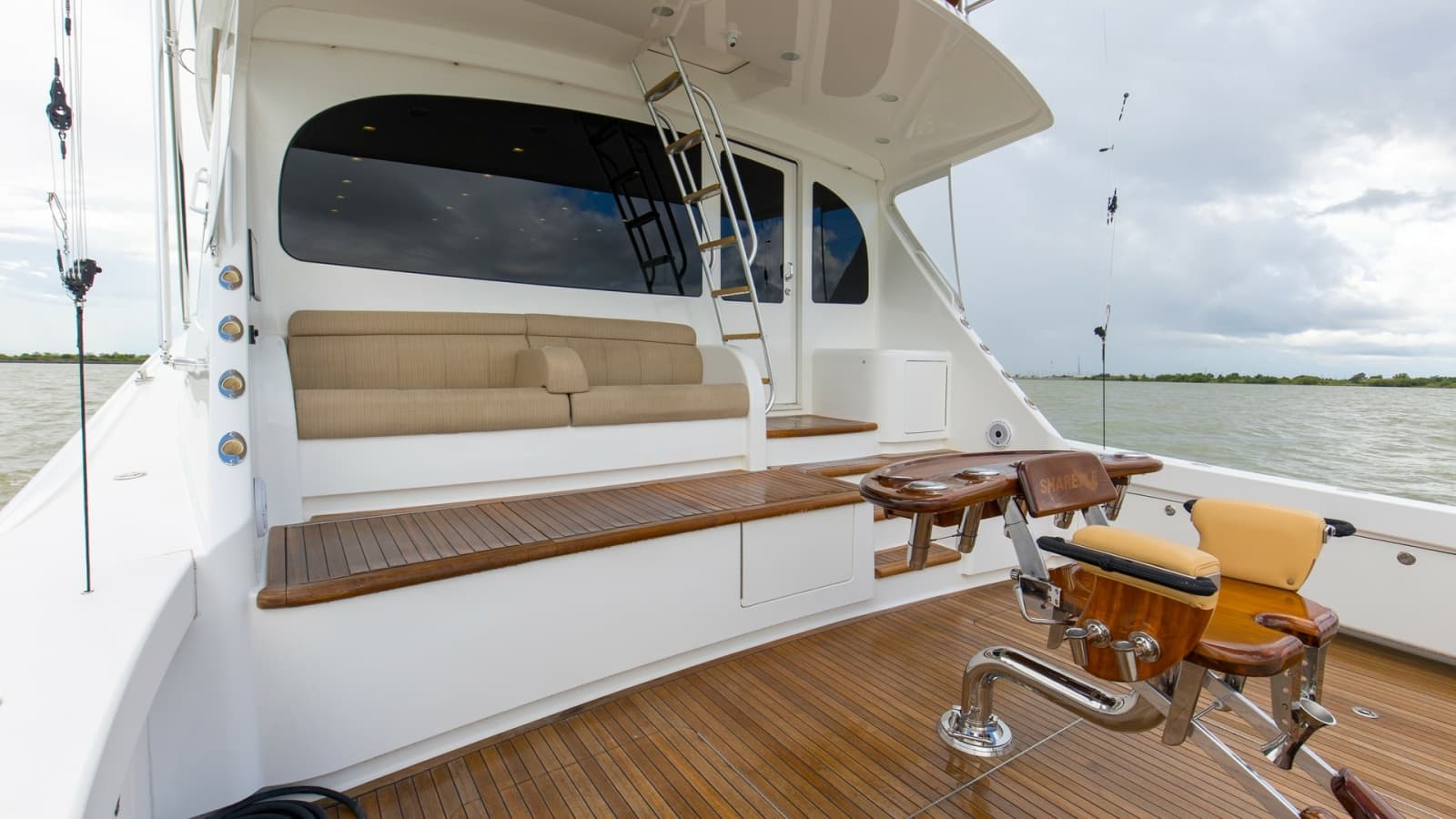 2017 72 Viking Enclosed Bridge Share-E Rear Deck (6)