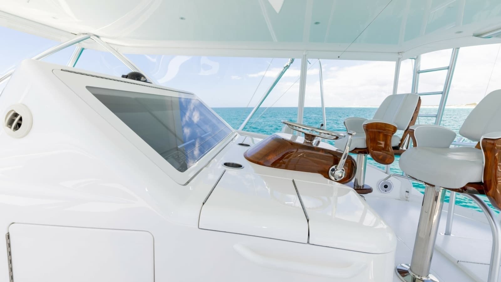 2023 Viking 72 Convertible- TEAM SUPREME- Helm