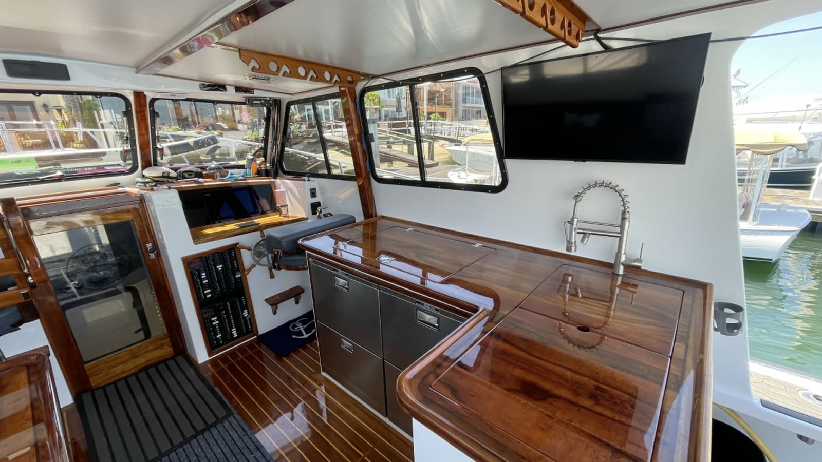 2019 Donelle 35 Flybridge Sportfish "BEAR FLAG 3.0" - Flybridge Galley with Polished Wood Finish
