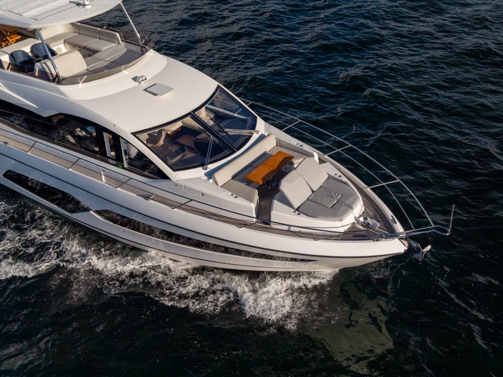 2022 Sunseeker Manhattan 68