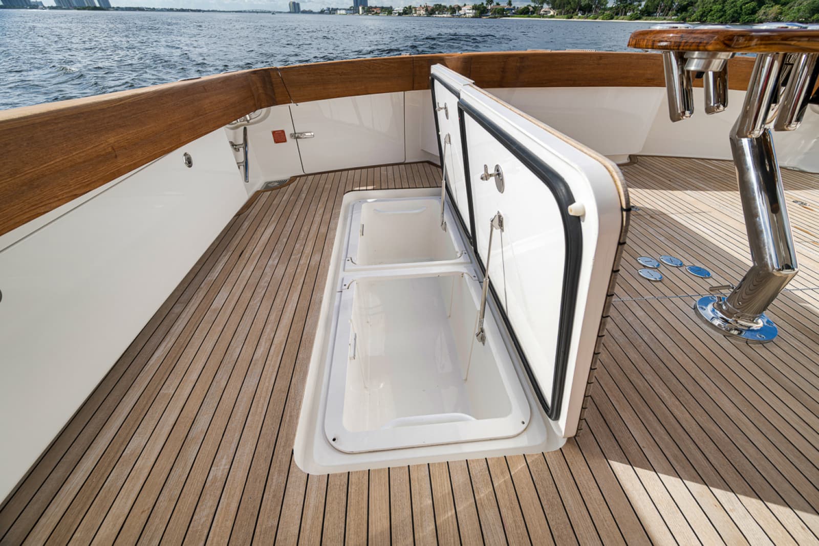 2020 Viking 68 Convertible