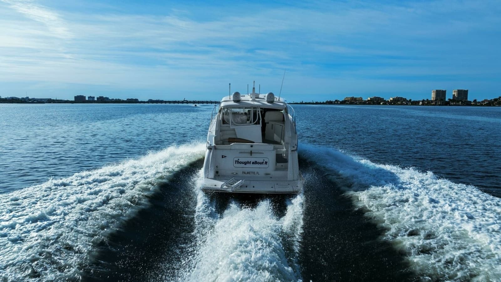 007 Tiara Yachts 4300 Sovran - Profile