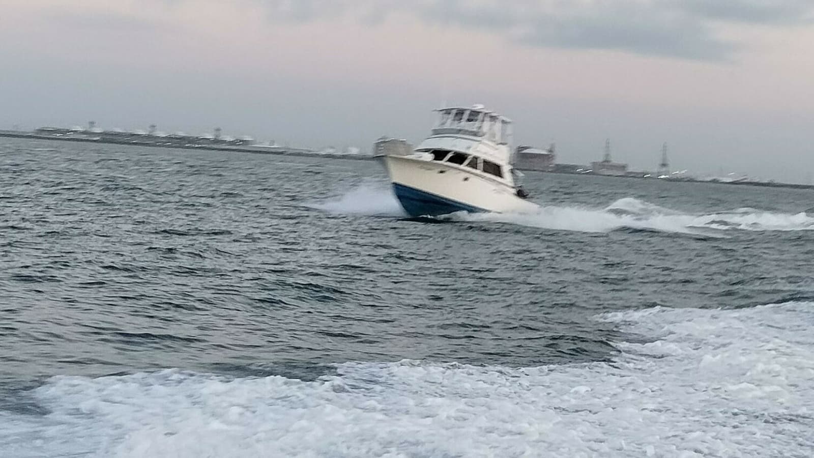 1983 Bertram 385 Convertible Cast Off II