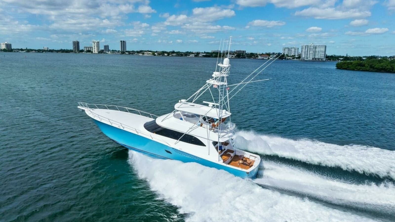 2012 82 Viking Convertible - Lady Di