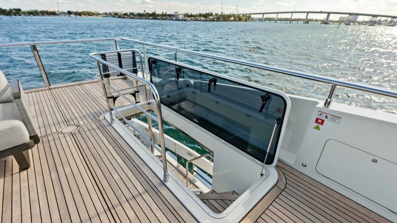2025 Absolute 75 Navetta