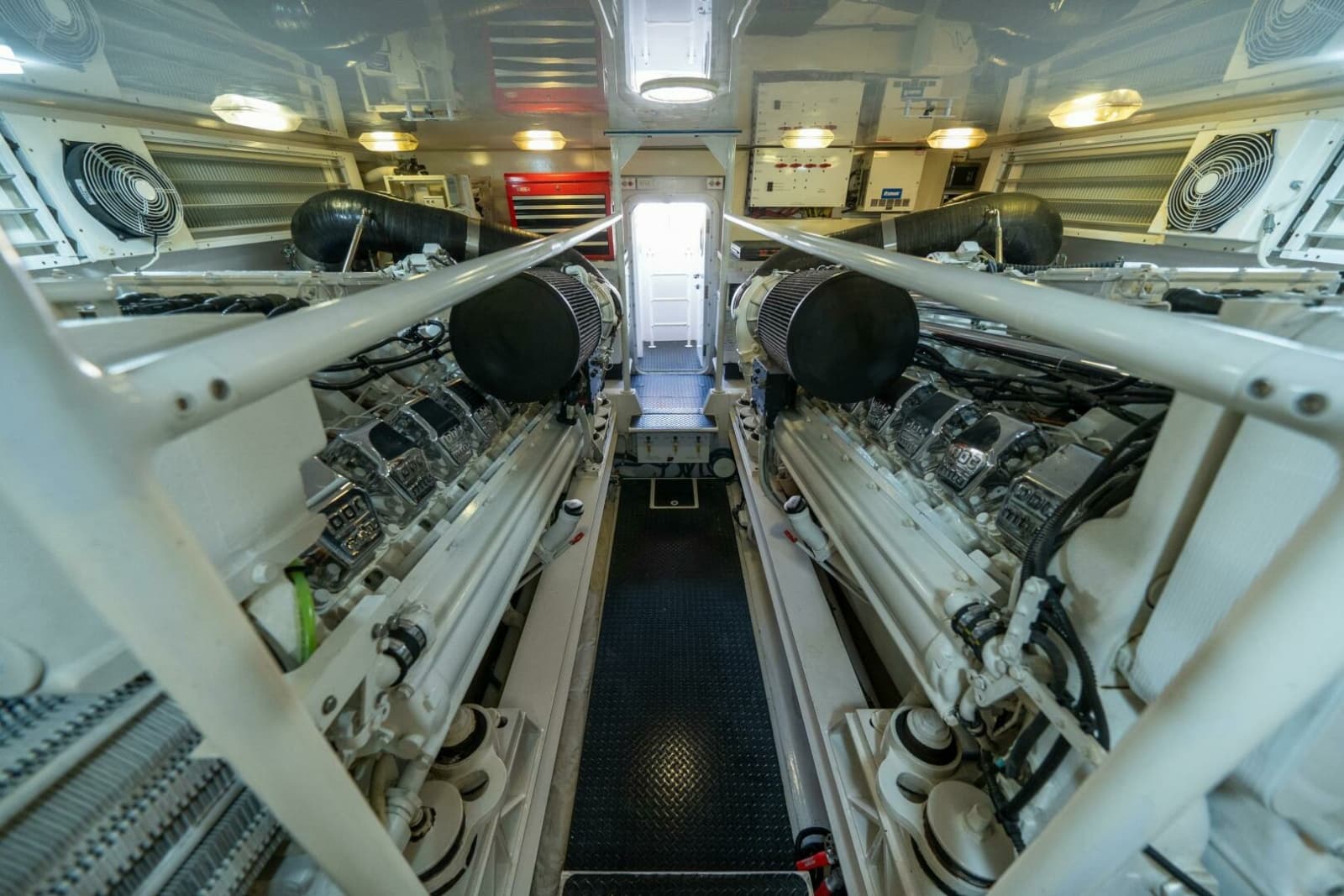 2006 Viking 68 Convertible