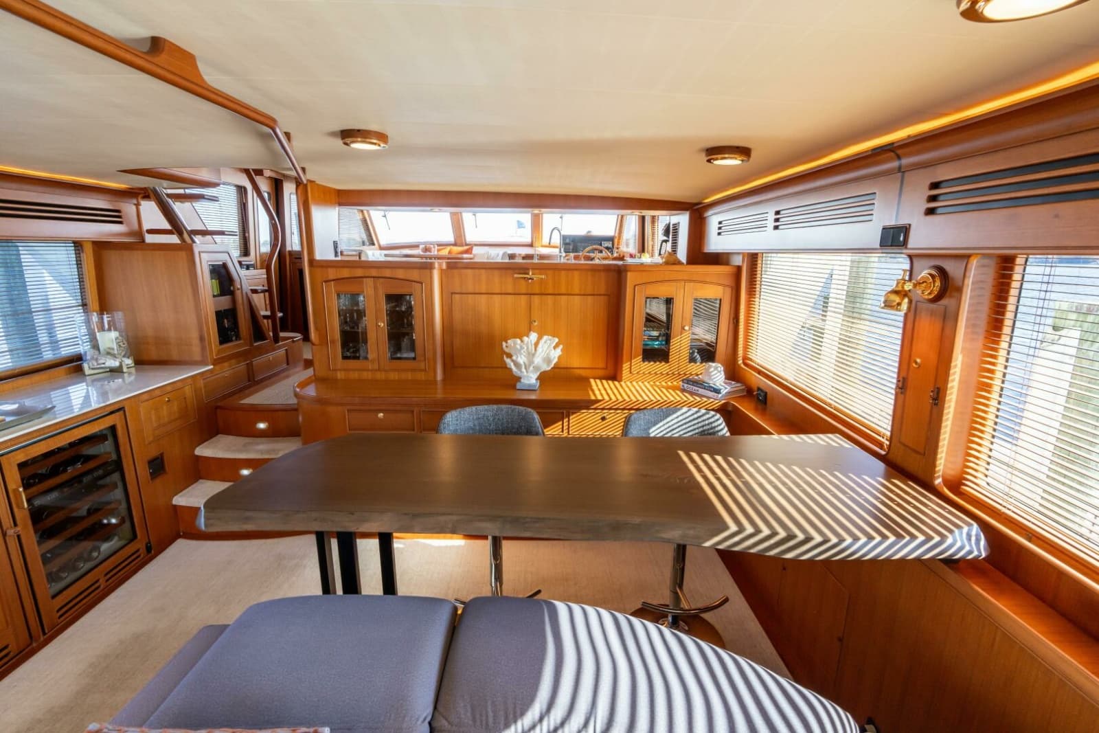 Marlow 72 GRIFFIN - Salon
