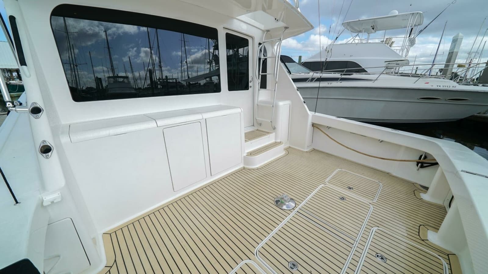 2007 Viking 45 Convertible Bad Habits