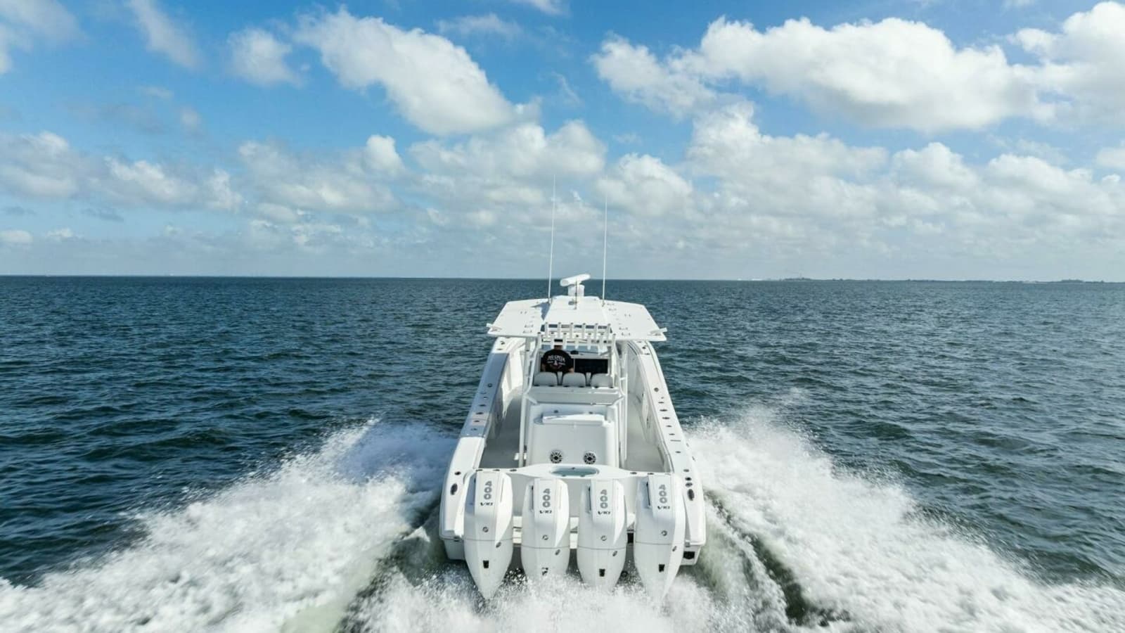 2024 42 Yellowfin