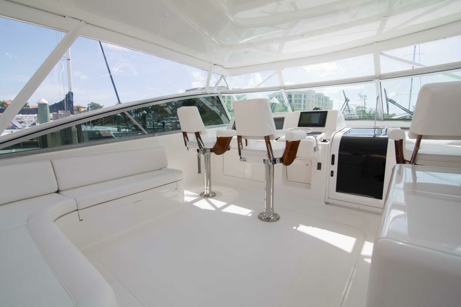 Viking 50 - Tiger Six - Helm Deck
