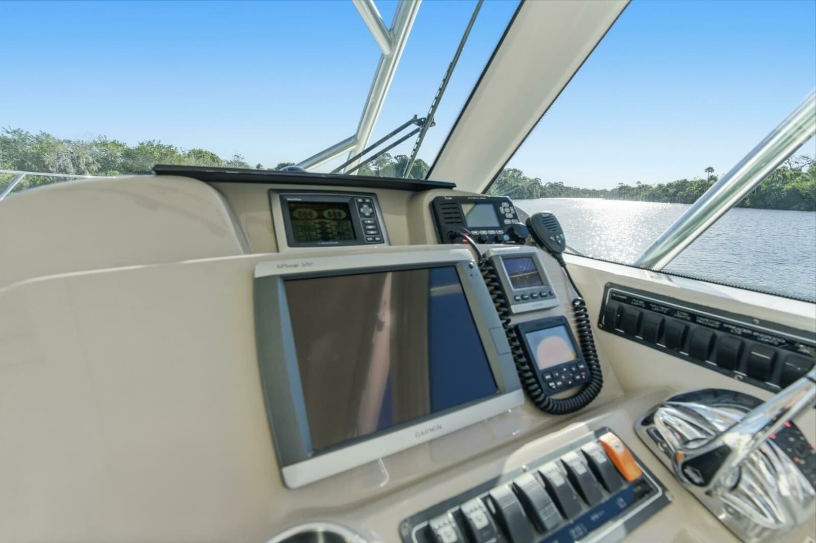 Tiara 31 Serenity- Helm