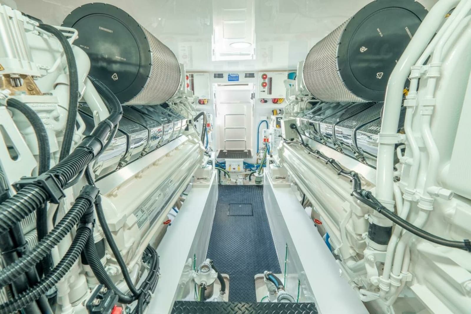 Viking 64 - Engine room