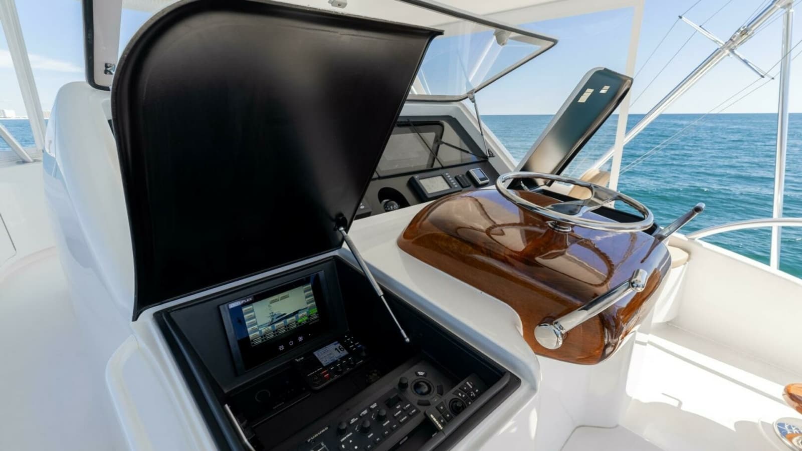 2013 Viking 76 Convertible- REEL FIRE- Helm